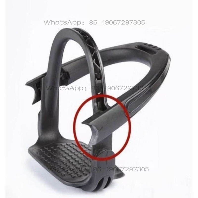 Tech Accessories Designer - Staffa Centrifuga in Fibra di Carbonio