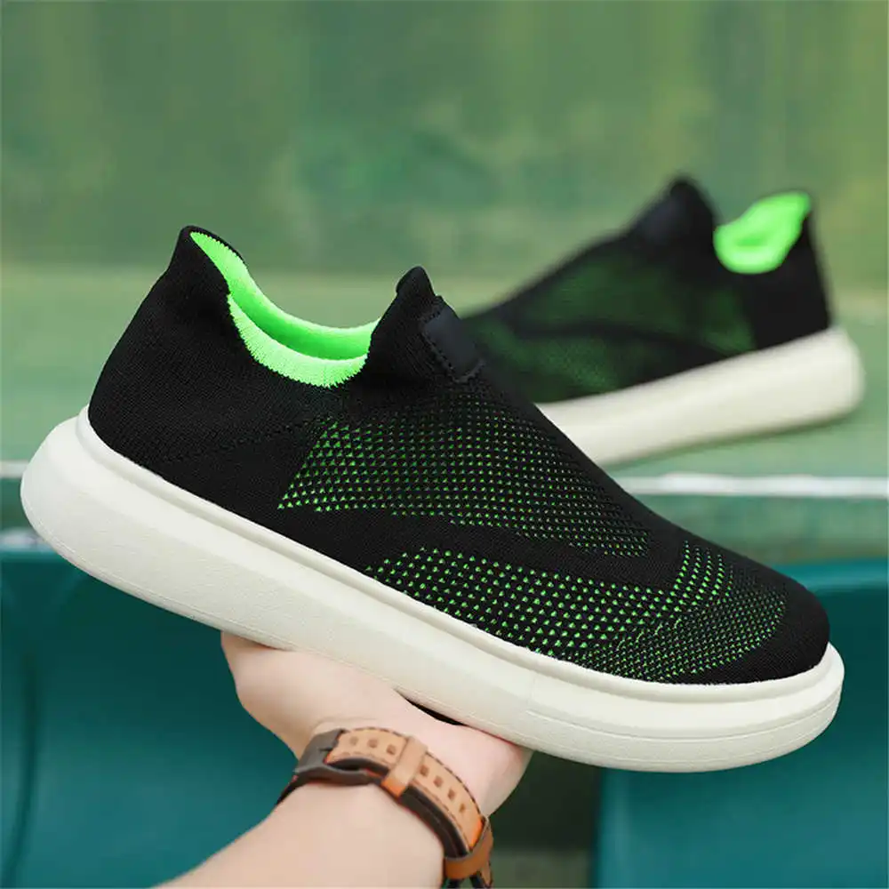 Calze con plateau scarpe marro - Tech Accessories Names recensione e prezzo